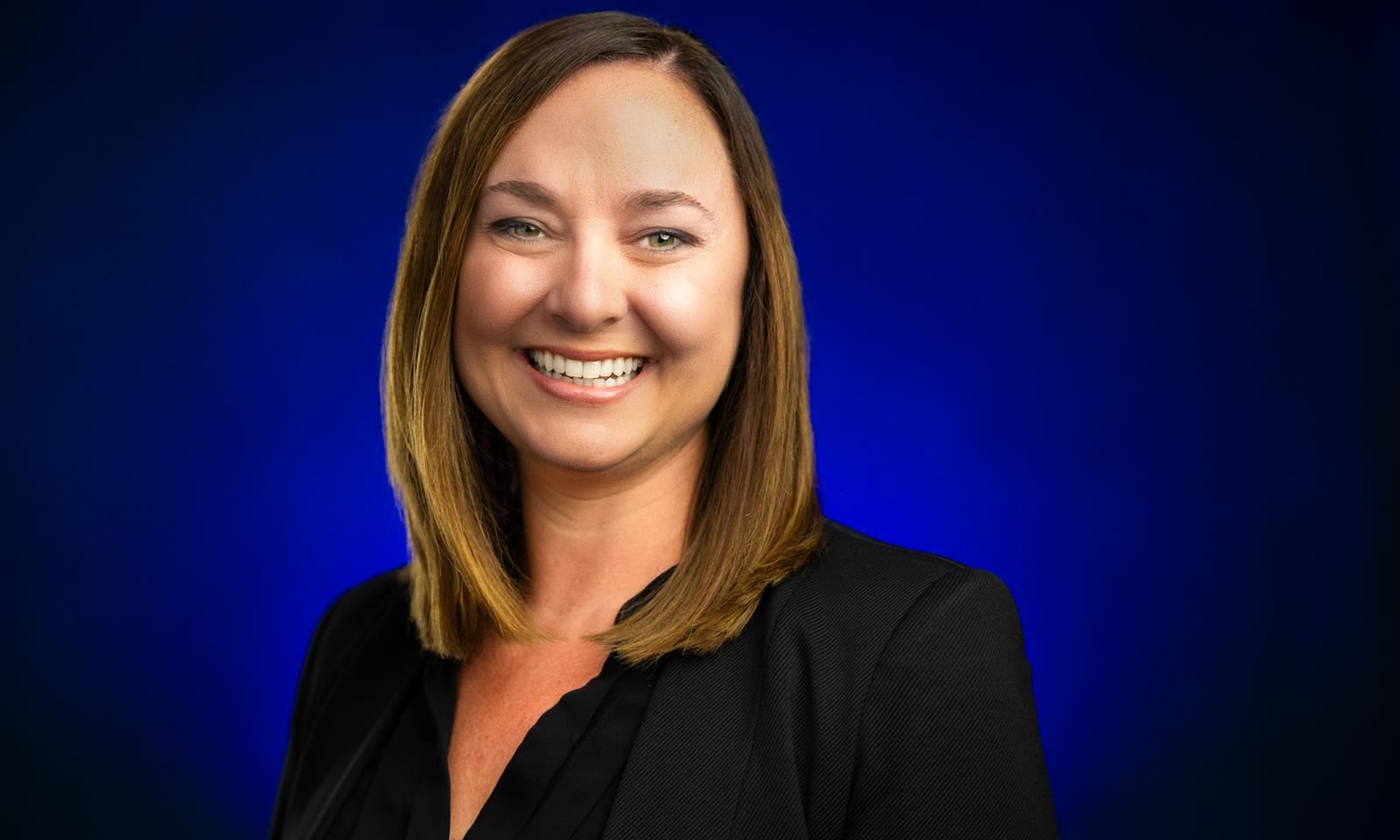 Portrait photo of Jeni Calvert